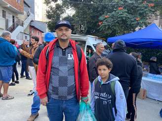 Moradores aguardam definições sobre assistência e possíveis indenizações após ter residência atingida por explosão no Jaguaré