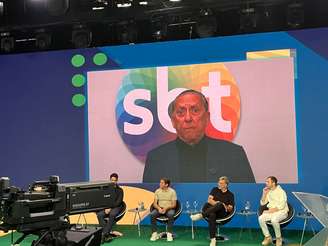 Galvão Bueno teve problema na lombar