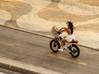 Bike Eletrica Em Ciclovia