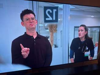 Moshe Kasher na série 'The Pitt'