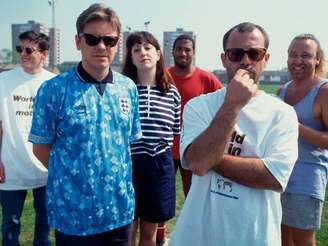 New Order em "World in Motion"