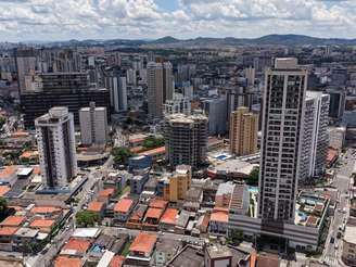 Vista da cidade de Osasco; cratera se abriu no município em obra da Sabesp