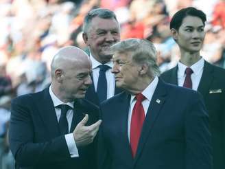 O presidente da Fifa, Gianni Infantino, e o presidente dos Estados Unidos, Donald Trump, durante a final da Copa do Mundo de 2026, no MetLife Stadium.