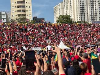 Lula escolheu o berço político do PT em São Paulo para o seu primeiro evento na busca pela reeleição