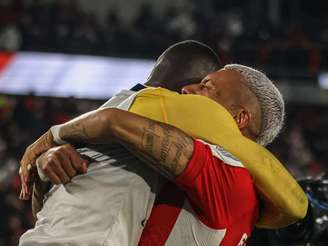 Foto: Reprodução/ Autor Desconhecido/ X @SantaFe
