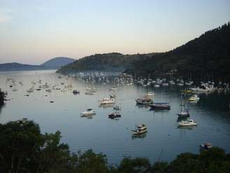Vista panorâmica da Praia das Toninhas, em Ubatuba, a partir da Rio-Santos.