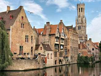 Dicas de Bruges, na Bélgica: descubra os principais passeios para fazer na cidade medieval mais bonita do país.