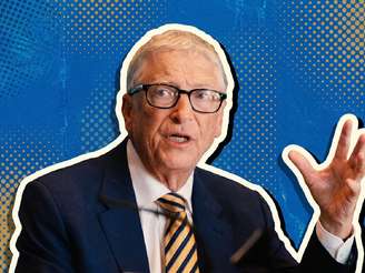 Bill Gates em um fundo azul
