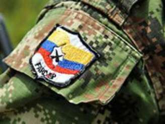 <p>As Farc insistem que "estão comprometidas a fundo, sem vacilações e sem entorses, com a busca da paz para a Colômbia"</p>