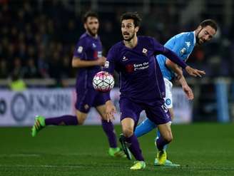 Davide Astori defendia a Fiorentina desde 2016 (Foto: ALBERTO PIZZOLI / AFP)