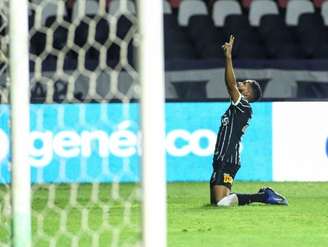 Everaldo marcou o gol da vitória do Corinthians sobre o Vasco, na última quarta (Foto: Rodrigo Coca/Ag. Corinthians)