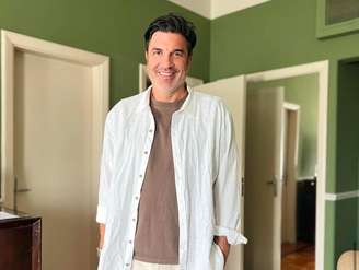 Edu Guedes passa por cirurgia de câncer de pâncreas. O apresentador e chef de cozinha trabalha na televisão desde 1998