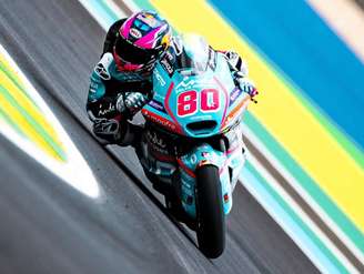 Colombiano lidera treino. 