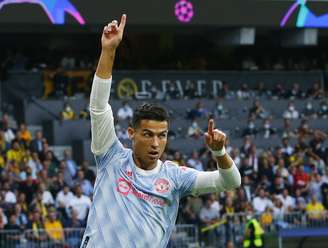 Cristiano Ronaldo comemora gol na derrota do Manchester United nesta terça-feira Denis Balibouse Reuters