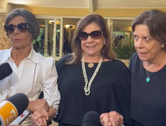 Nancy Balan, Tânia Rosa e Sandra Bucci, filhas de Palmirinha 