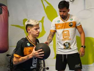 Vini Martins em treinamento com Lidson Mororó 