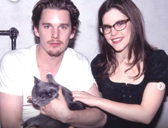 Como Ethan Hawke ajudou vizinha dirigindo clipe que foi parar no topo da Billboard