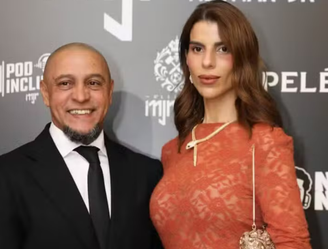O ex-jogador Roberto Carlos, de 53 anos, teria se convertido ao islã há cerca de quatro semanas, segundo o deputado turco Ali Şahin