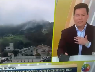 Marcão do Povo no momento em que resolve ligar para Rick
