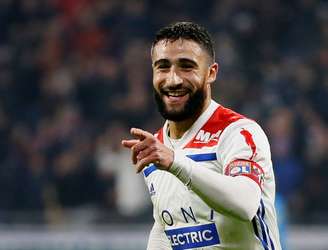 Fekir comemora o segundo gol do Lyon