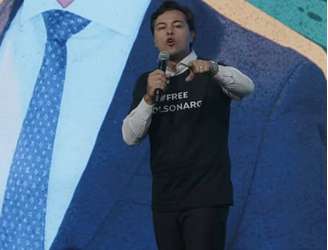 Advogado Jeffrey Chiquini durante evento de pré-candidatura de Romeu Zema (Novo) ao Planalto.