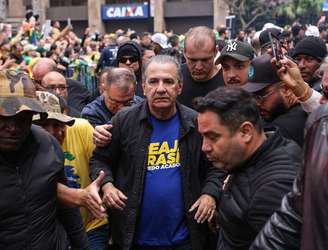 Em abril do ano passado, o pastor Silas Malafaia se referiu a integrantes do Alto Comando do Exército como "cambada de frouxos, covardes e omissos"