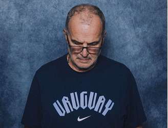 Bielsa em ensaio fotográfico para Copa do Mundo