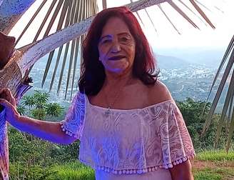 Anísia Ornelas foi a primeira pessoa a passar por uma cirurgia acordada para aneurisma em Minas Gerais