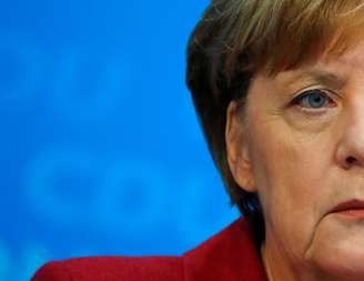 Chanceler alemã, Angela Merkel, durante coletiva de imprensa em Berlim 11/12/2017  REUTERS/Fabrizio Bensch
