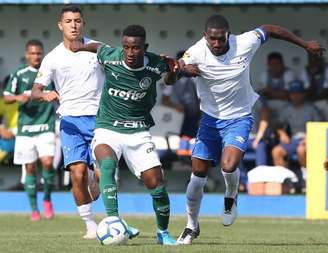 O atacante colombiano Iván Angulo fez o gol da virada na classificação do Palmeiras (Agência Palmeiras/Divulgação)