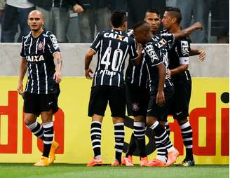 <p>Corinthians embalou na Série B e está perto de vaga na Libertadores 2015</p>