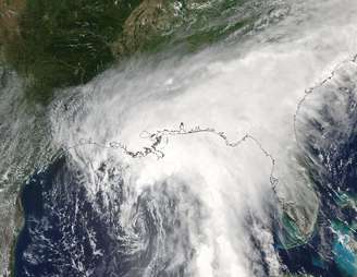 As intensas chuvas podem também afetar o sul do Mississipi, o sul e o centro do Alabama e o extremo oeste da região de Panhandle, na costa oeste da Flórida.