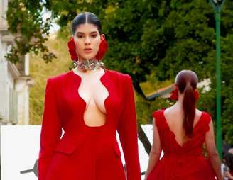 Desfile de Arnaldo Ventura 