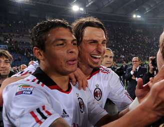 Amizade de Ibrahimovic e Thiago Silva, que vinha desde a época do Milan, pode estar estremecida