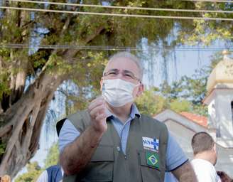 O Ministro da Saúde, Marcelo Queiroga, participa de vacinação contra covid 19 na ilha de Paquetá (RJ)