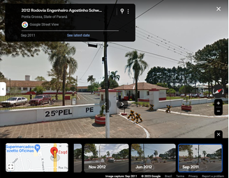 Registros do Google Street View mostram que estrutura da 5ª Brigada de Cavalaria Blindada em Ponta Grossa (PR) é pintada de vermelho e branco ao menos desde 2011