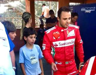 Felipe Massa ao lado de Gabriel Bortoleto