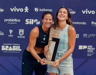 Chow de preto e Marchezini de azul claro 