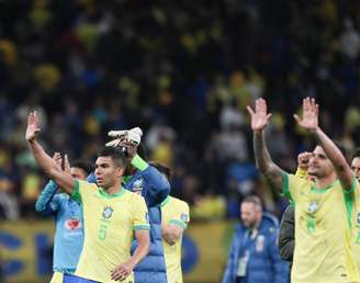 Casemiro e Bruno Guimarães foram destaques nos primeiros jogos de Ancelotti