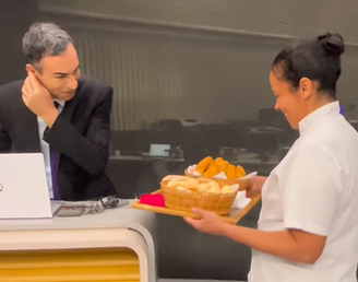 César Tralli ganha coxinhas e pão de queijo enviados por Ana Maria Braga
