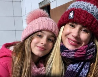 Karolayne Cristina Costa, de 13 anos (à esquerda) e Patrícia Cristina Pereira, de 31 anos, mortas em Candelária (RS)