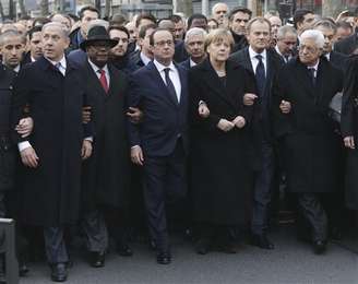 <p>Segundo com o jornal francês <em>Le Monde</em>, alguns dos nomes que participaram do evento já se mostraram contrários à liberdade de expressão e de imprensa</p>