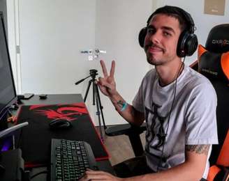 Youtuber Bailan realizou desafio para alertar gamers sobre maratonas de jogos em excesso (Foto: Divulgação)