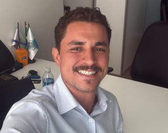 Vereador Salvino Oliveira é preso por suspeita de ligação com o Comando Vermelho no Rio