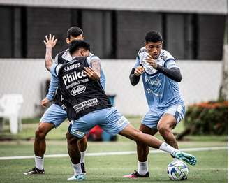 Santos realizou dois jogos-treino no período (Foto: Raul Baretta / Santos FC)