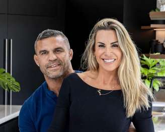 Casal, que prega o cristianismo nas redes sociais, foi acusado de intolerância religiosa