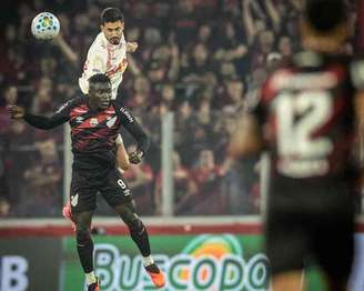 Athletico e Red Bull Bragantino empatam na Arena da Baixada 