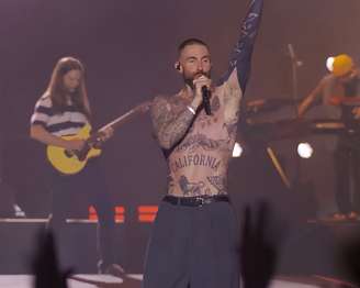 Maroon 5 faz do Rock in Rio uma gigantesca playlist ao vivo e coloca o público para cantar