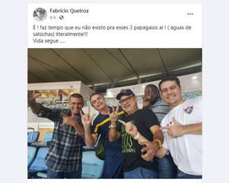 Publicação compartilhada por Fabrício Queiroz mostra o ex-assessor ao lado do presidente Jair Bolsonaro, do deputado federal Hélio Lopes (PSL-RJ), do assessor especial da presidência Max Guilherme e do assessor parlamentar Fernando Nascimento Pessoa.