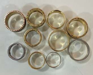 Polícia tenta localizar vítimas que tiveram alianças roubadas em SP.